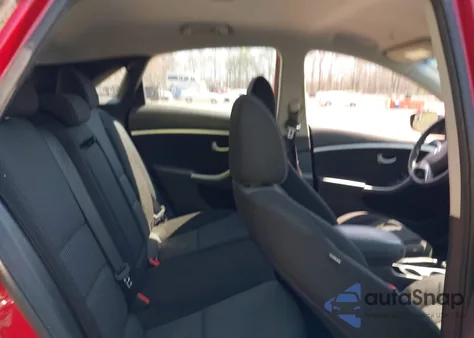 2016 Hyundai Elantra Gt z USA, uszkodzony, nr VIN KMHD35LH1GU291825